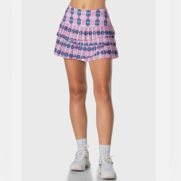 Lucky in Love Dresses & Skirts - NWT Lucky in Love Women's Tennis Skort Pink Blue Geometric Stretch Lightweight
